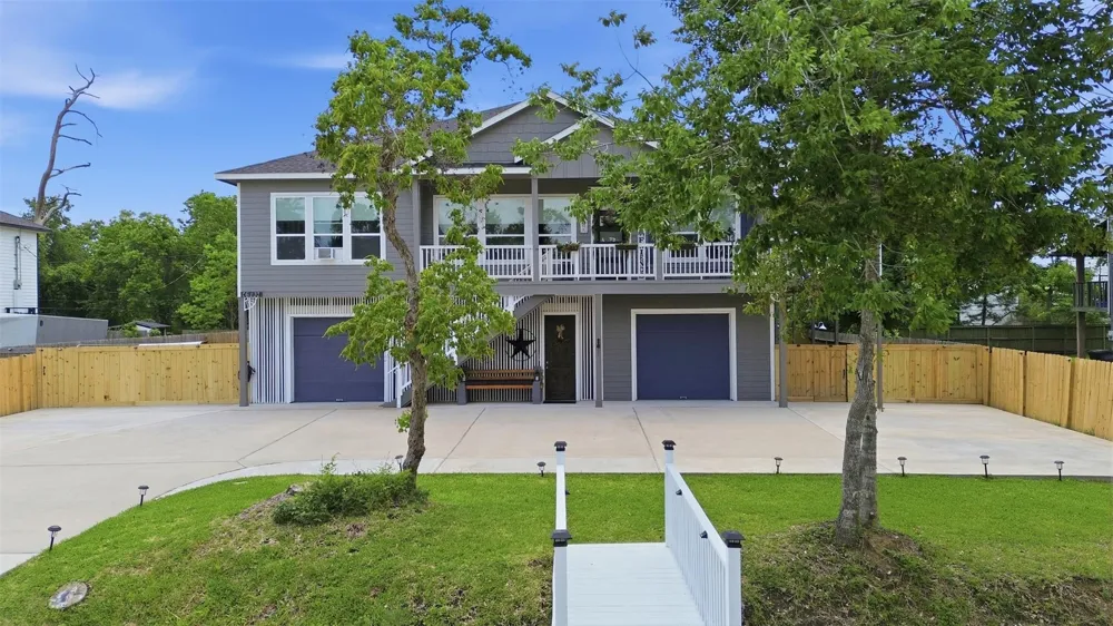613 Oakdale Street La Porte, TX 77571