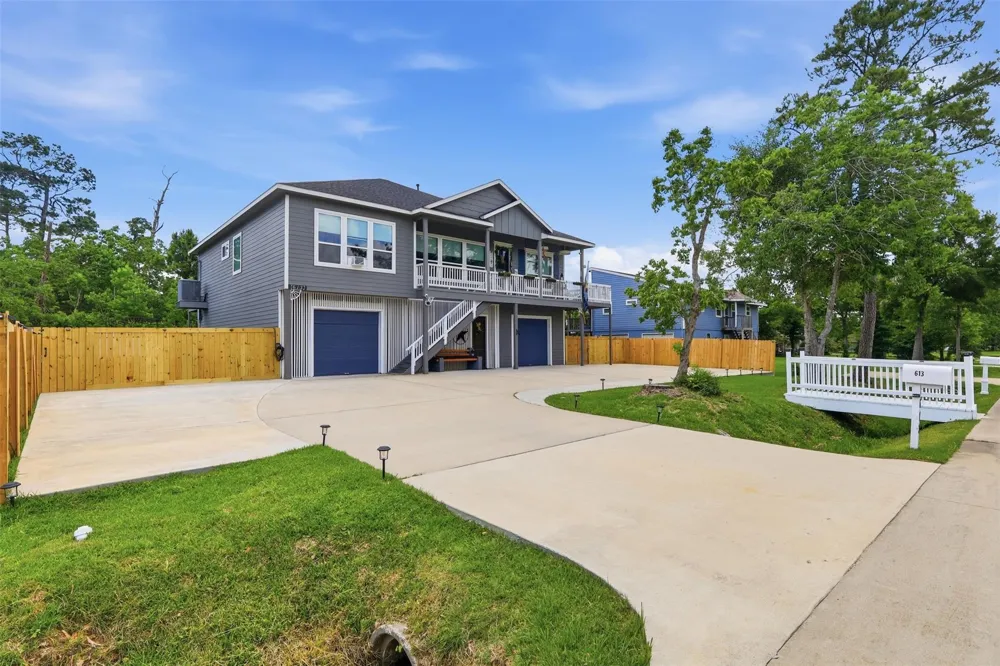 613 Oakdale Street La Porte, TX 77571