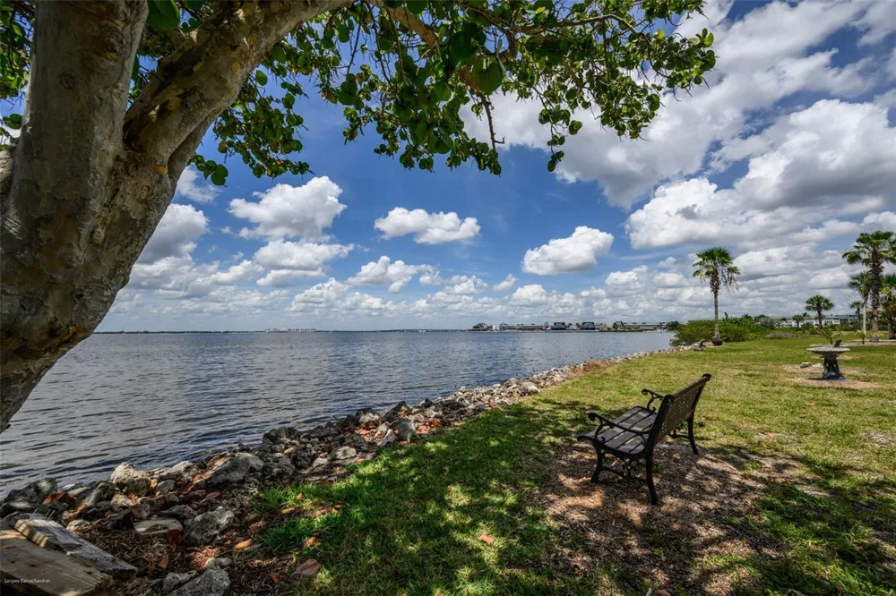 1477 PARK BEACH CIRCLE #11 Punta Gorda, FL 33950