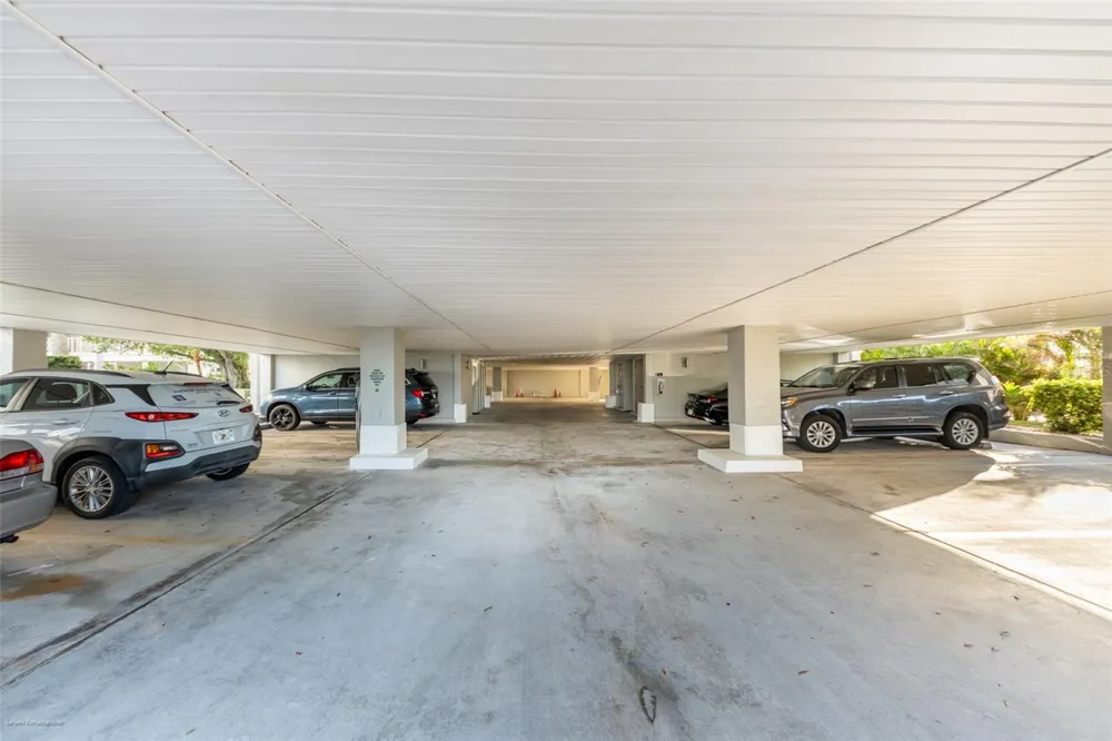 1477 PARK BEACH CIRCLE #11 Punta Gorda, FL 33950