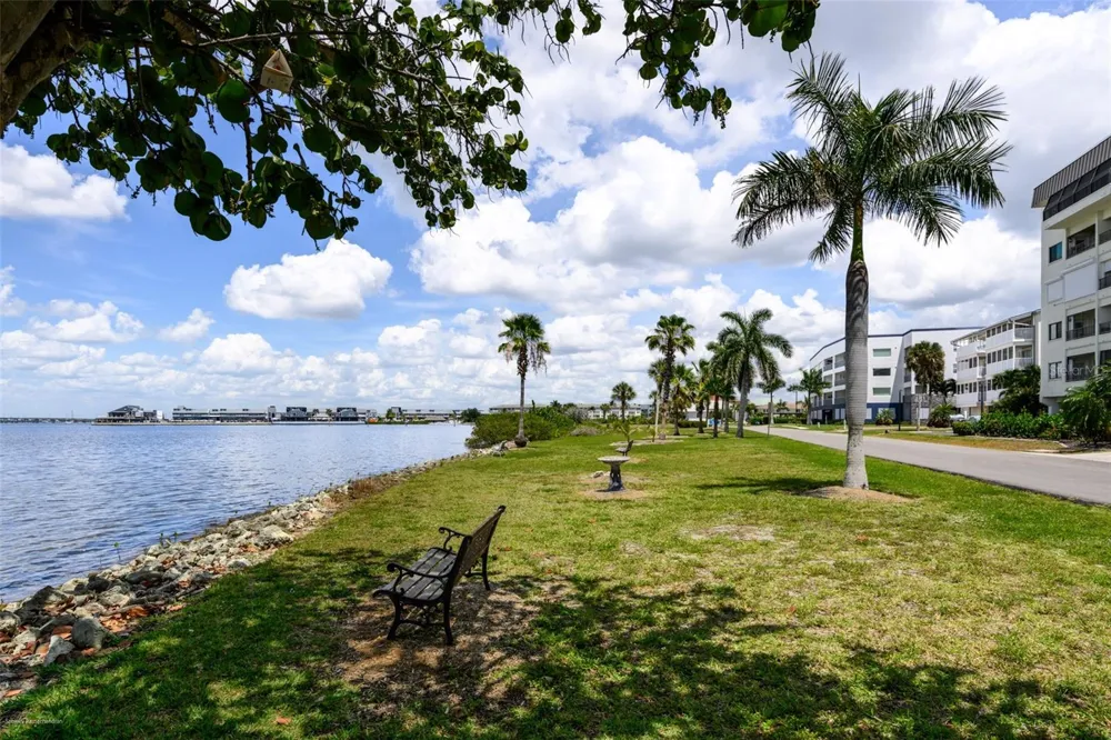 1477 PARK BEACH CIRCLE #11 Punta Gorda, FL 33950