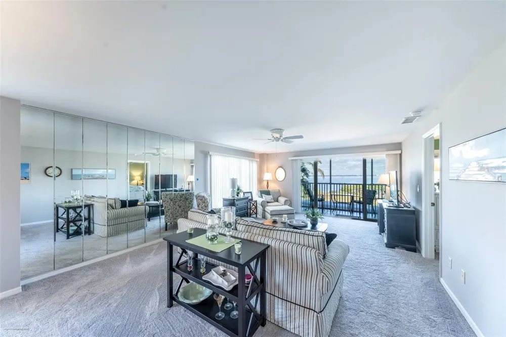 1477 PARK BEACH CIRCLE #11 Punta Gorda, FL 33950