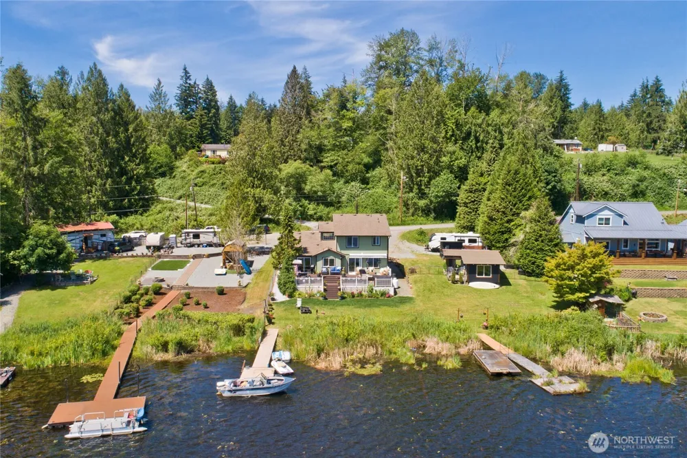 32421 Whitman Lake Drive E Graham, WA 98338