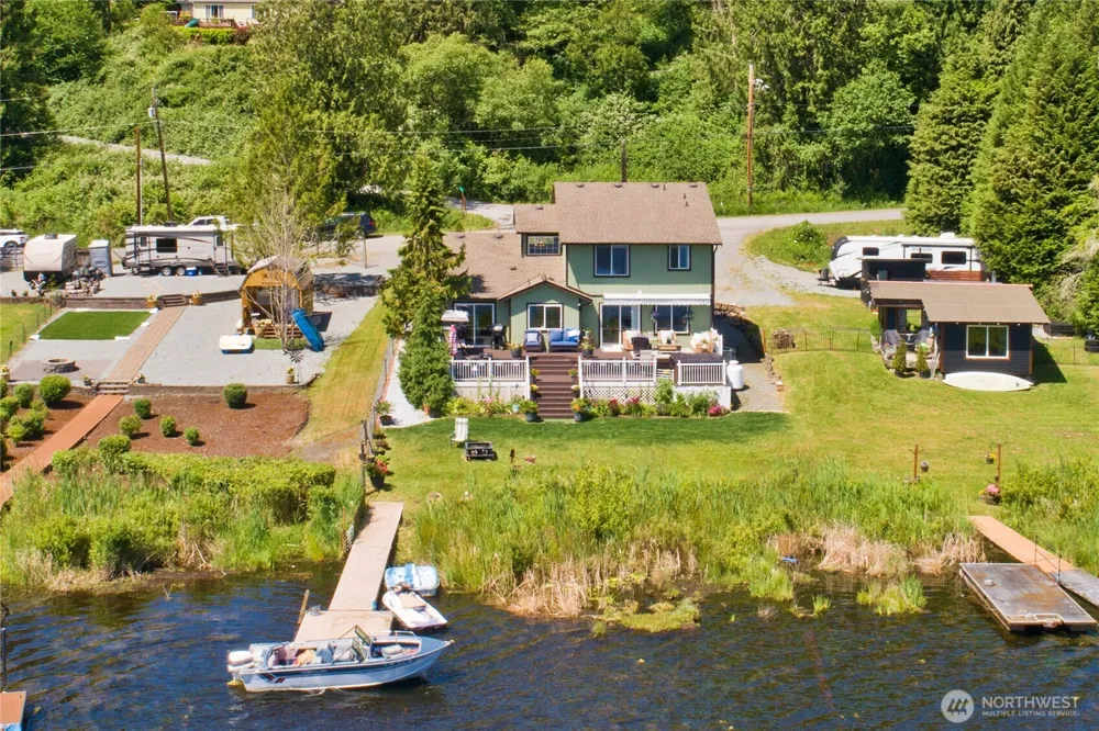 32421 Whitman Lake Drive E Graham, WA 98338