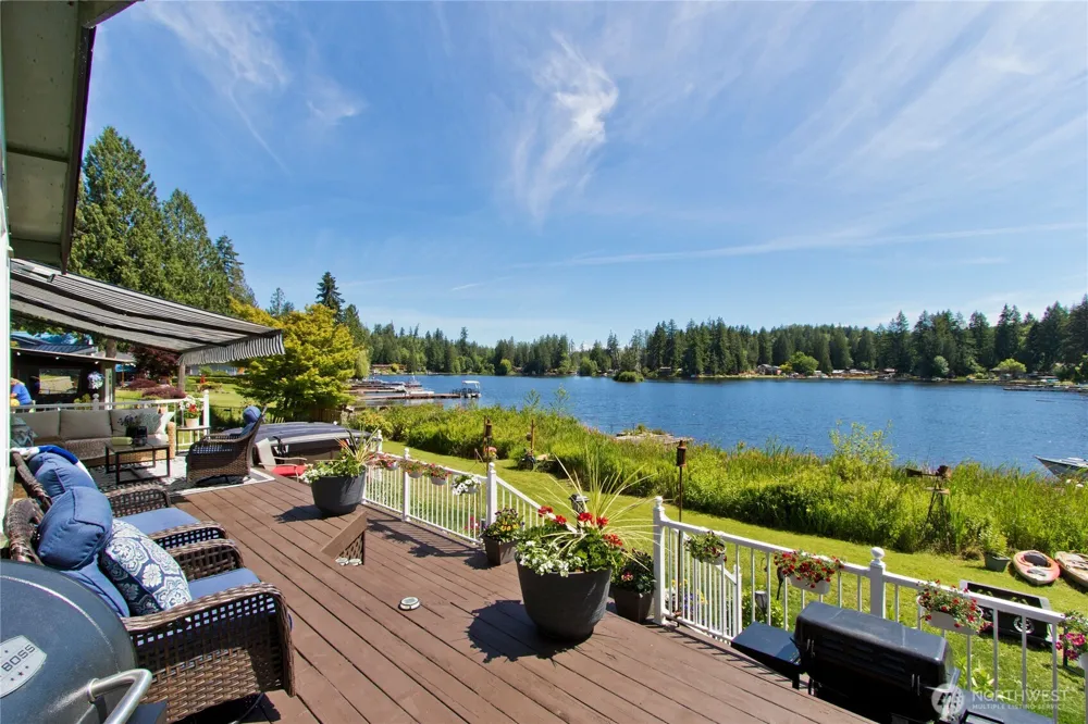 32421 Whitman Lake Drive E Graham, WA 98338