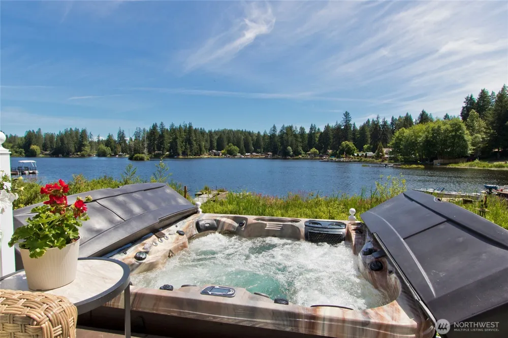 32421 Whitman Lake Drive E Graham, WA 98338