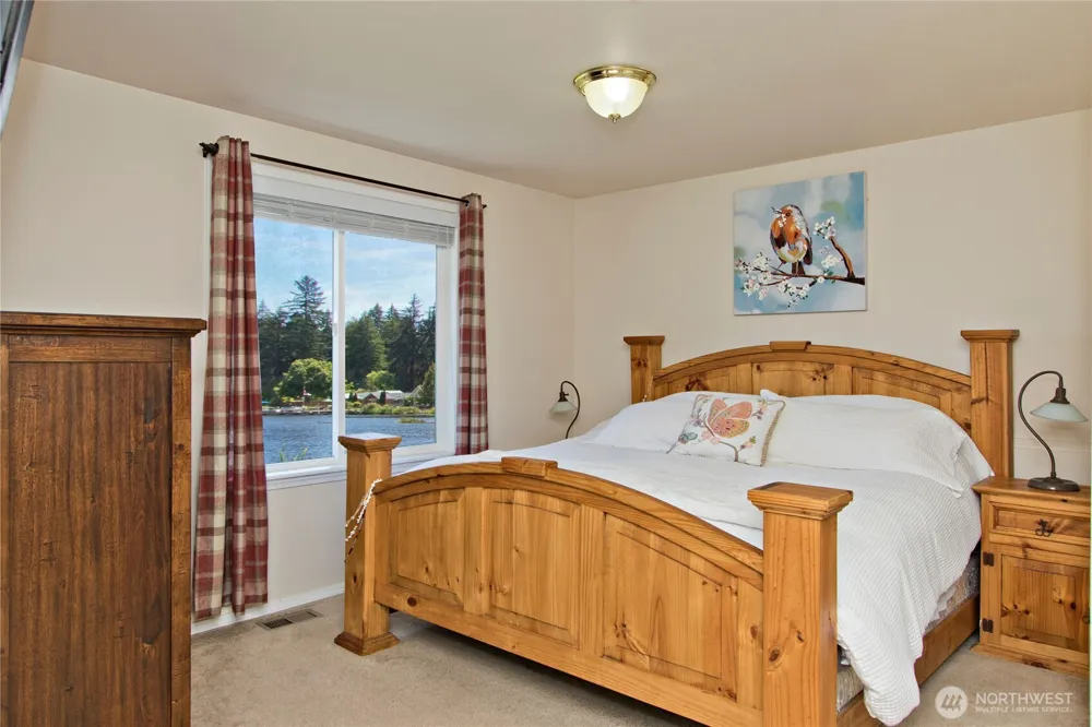 32421 Whitman Lake Drive E Graham, WA 98338