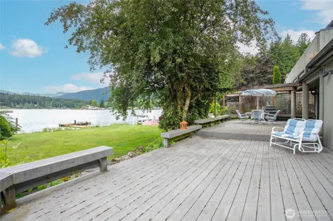 859 E Lake Samish Drive