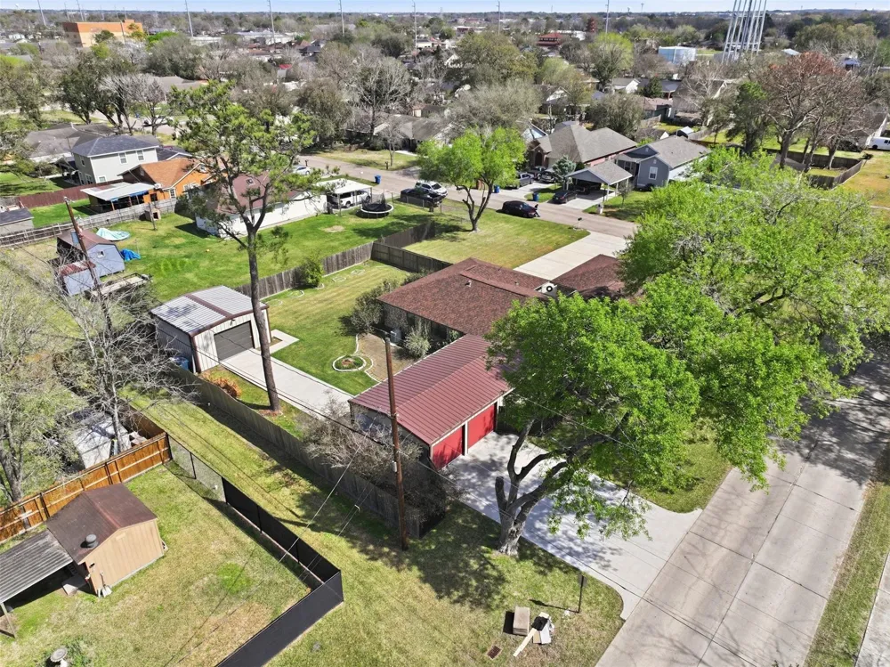 815 Wisconsin Street South Houston, TX 77587