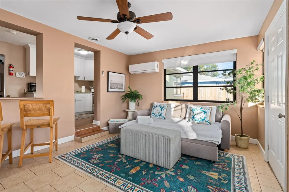 1225 GROVE STREET Clearwater, FL 33755