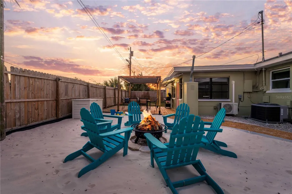 1225 GROVE STREET Clearwater, FL 33755