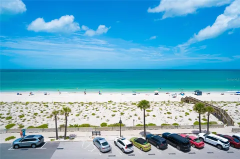 555 GULF WAY #6S