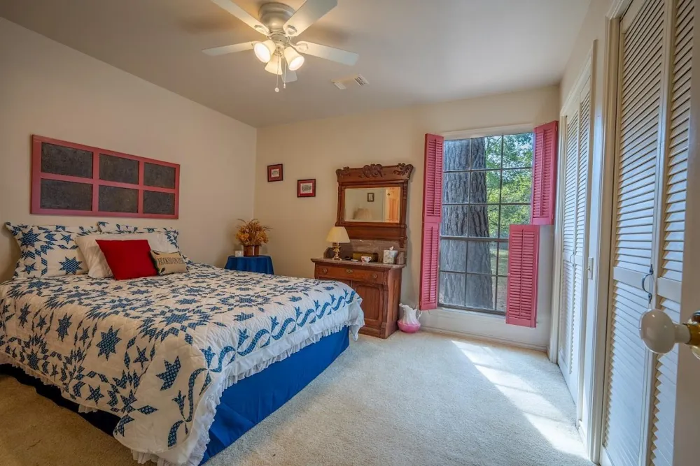 565 Timber Bay Drive Trinity, TX 75862