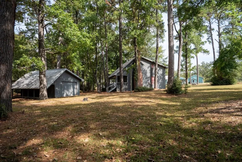565 Timber Bay Drive Trinity, TX 75862