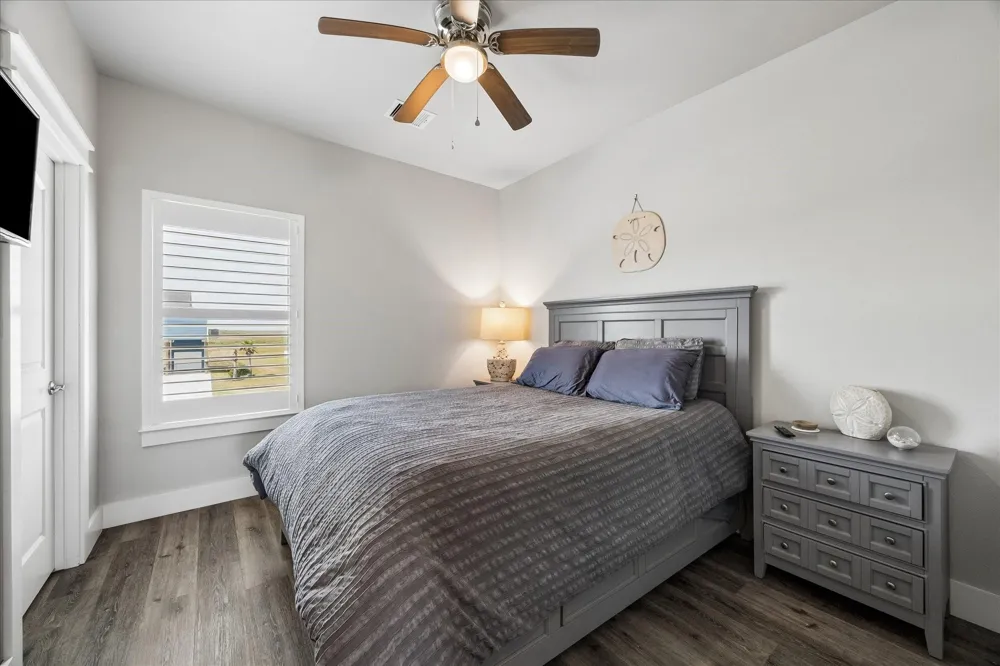 3811 Kiva Road Galveston, TX 77554
