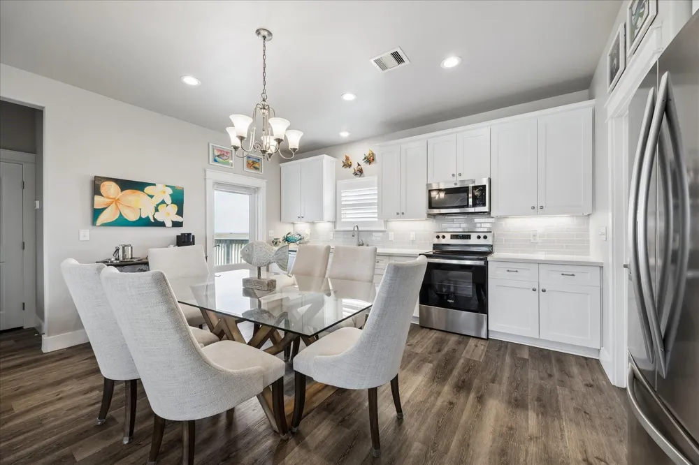 3811 Kiva Road Galveston, TX 77554
