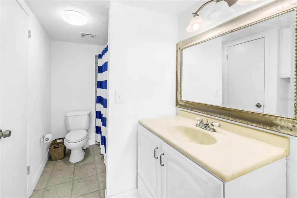 3580 41ST LANE S #I St Petersburg, FL 33711