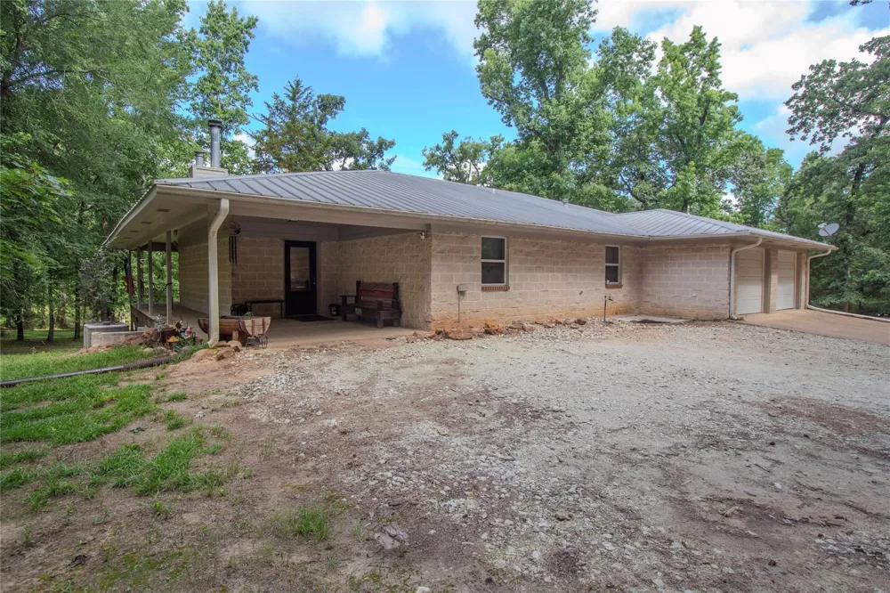 14285 S State Highway 19 Elkhart, TX 75839