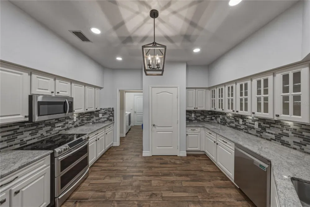 1113 SUGARTREE DRIVE Lakeland, FL 33813