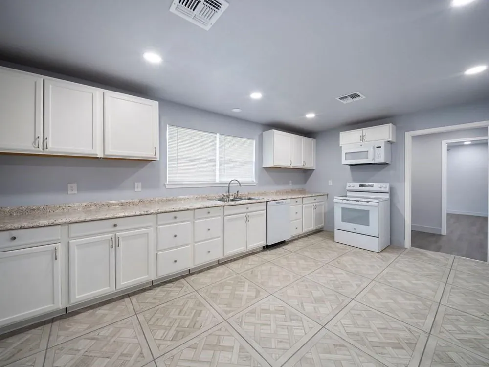 608 Hoo Hoo Avenue Lufkin, TX 75904
