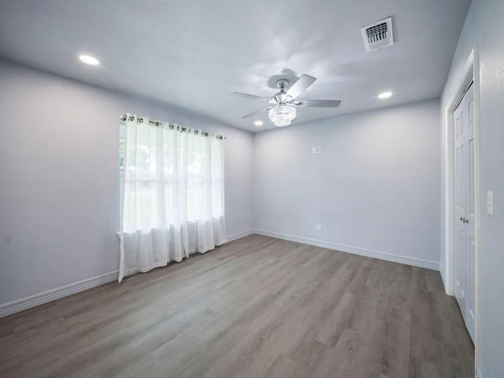 608 Hoo Hoo Avenue Lufkin, TX 75904