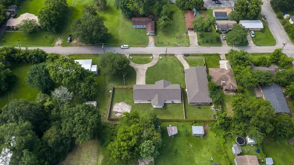 608 Hoo Hoo Avenue Lufkin, TX 75904