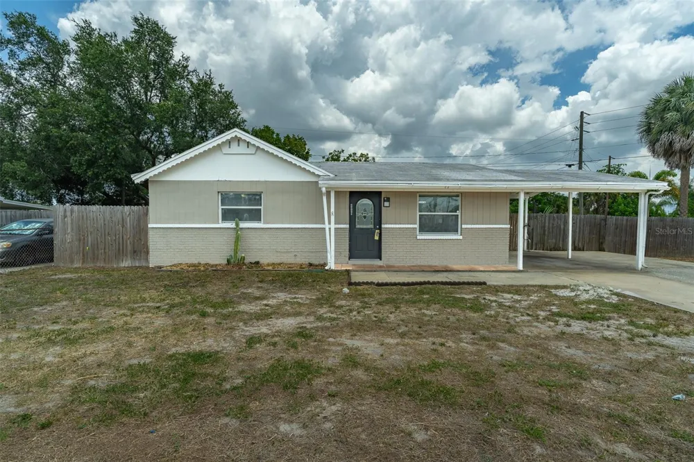 6001 CRESTRIDGE ROAD Tampa, FL 33634