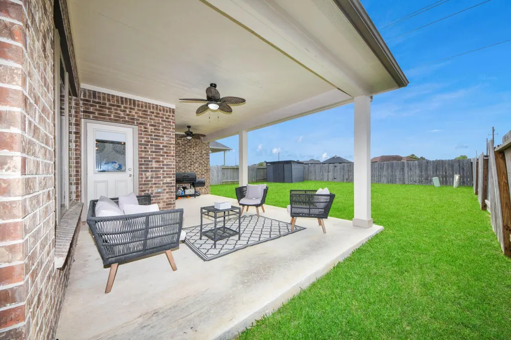 2226 Clements Shore Lane La Porte, TX 77571