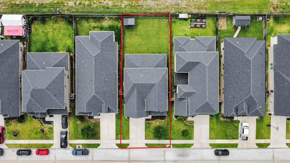 2226 Clements Shore Lane La Porte, TX 77571