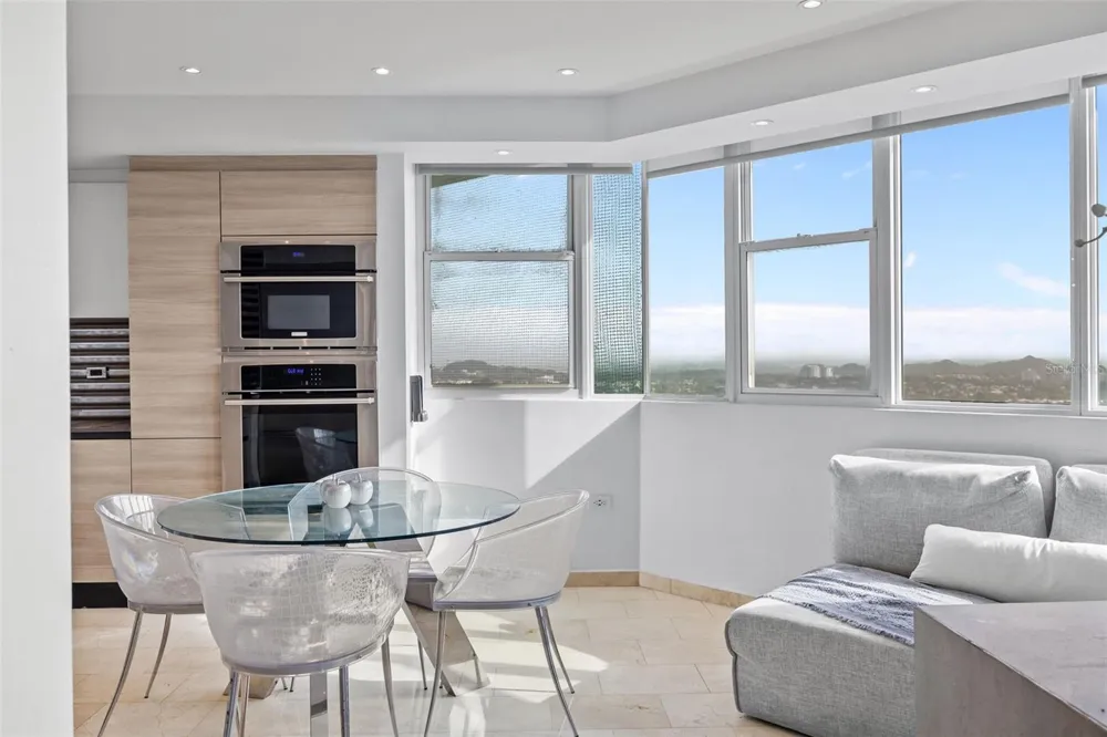 14 RD 833, LA CIMA #PH 1901 Guaynabo, PR 00969