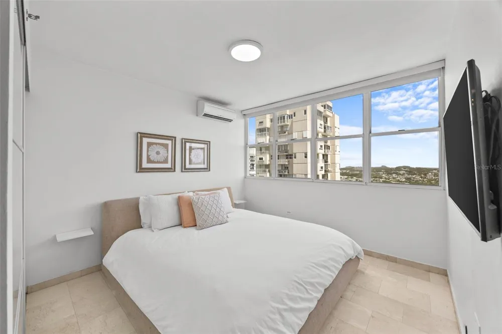 14 RD 833, LA CIMA #PH 1901 Guaynabo, PR 00969