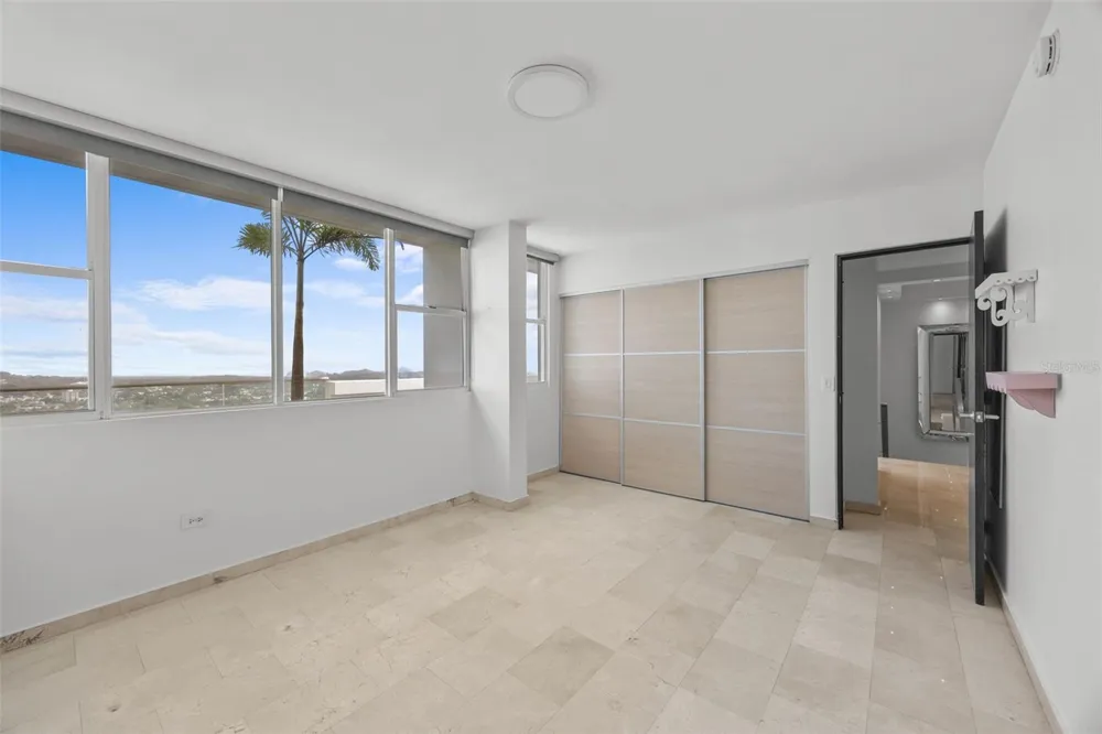 14 RD 833, LA CIMA #PH 1901 Guaynabo, PR 00969