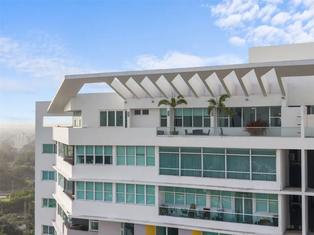14 RD 833, LA CIMA #PH 1901 Guaynabo, PR 00969