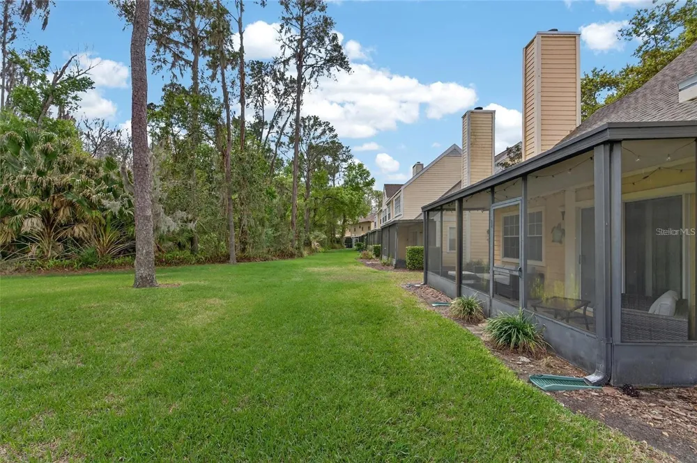 3612 PINE KNOT DRIVE Valrico, FL 33596
