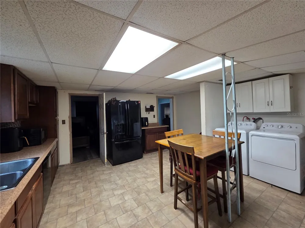 124 E F ST Frostproof, FL 33843