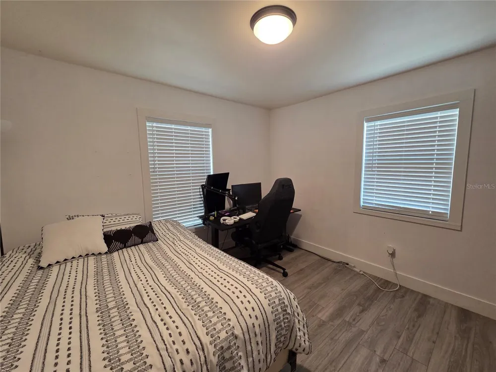 124 E F ST Frostproof, FL 33843