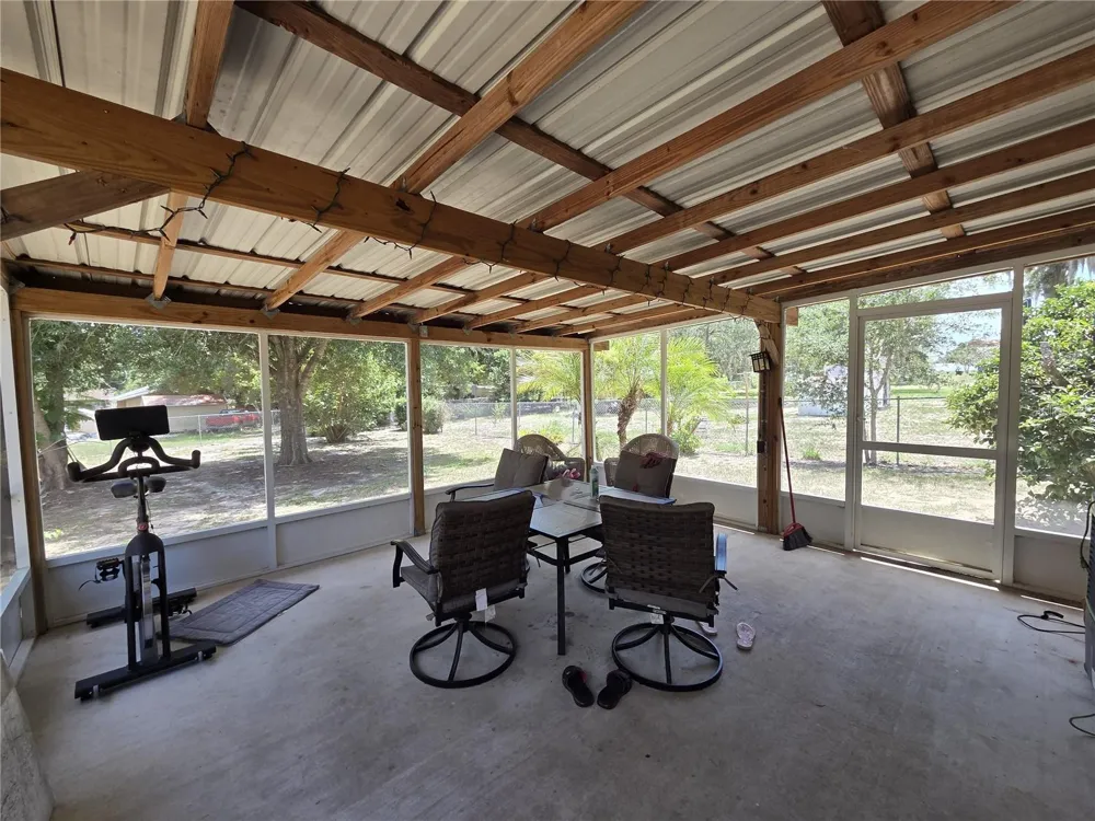 124 E F ST Frostproof, FL 33843