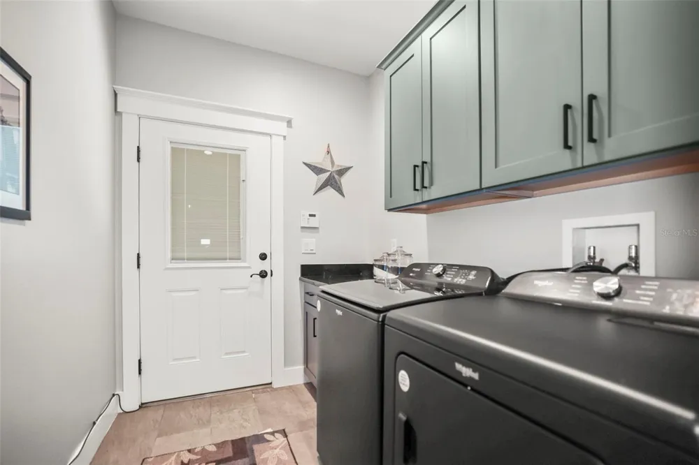 7218 SOUTHEAST AVENUE Webster, FL 33597