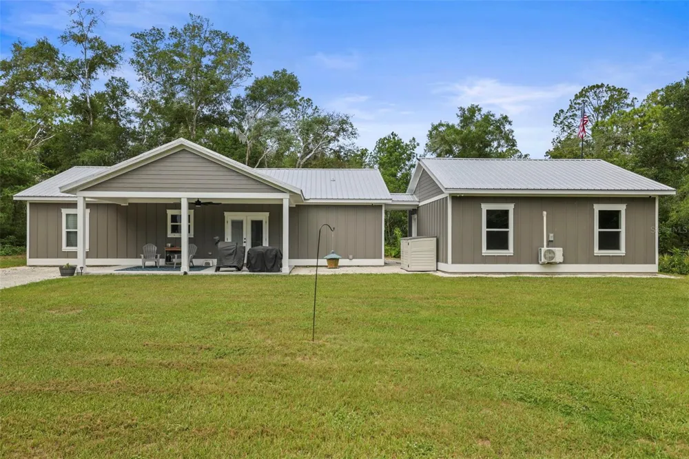 7218 SOUTHEAST AVENUE Webster, FL 33597
