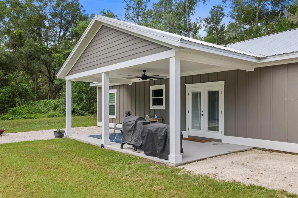 7218 SOUTHEAST AVENUE Webster, FL 33597