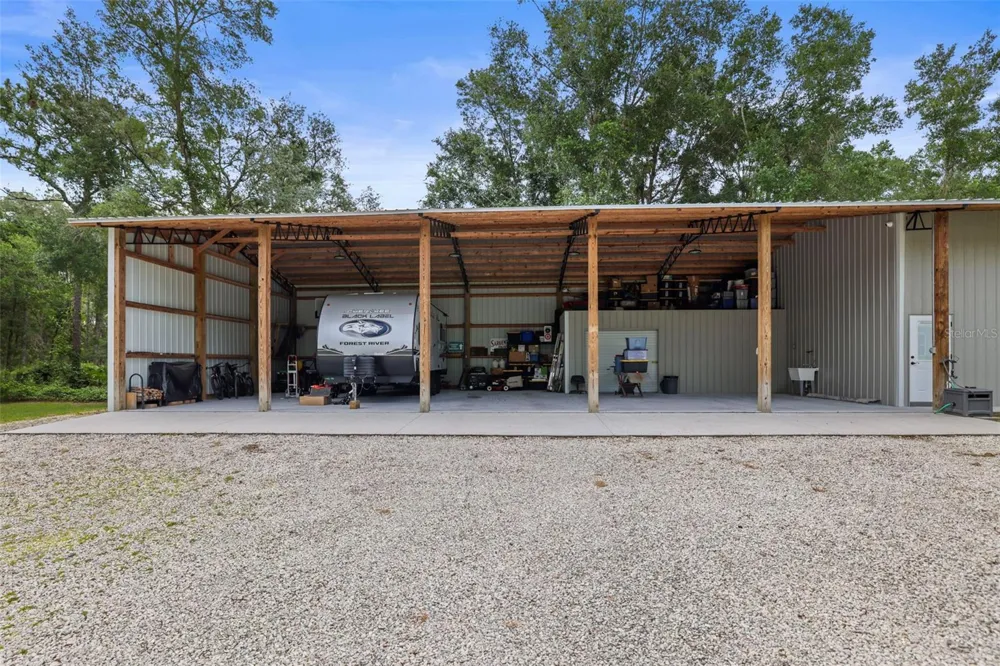 7218 SOUTHEAST AVENUE Webster, FL 33597