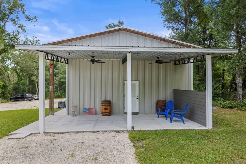 7218 SOUTHEAST AVENUE Webster, FL 33597