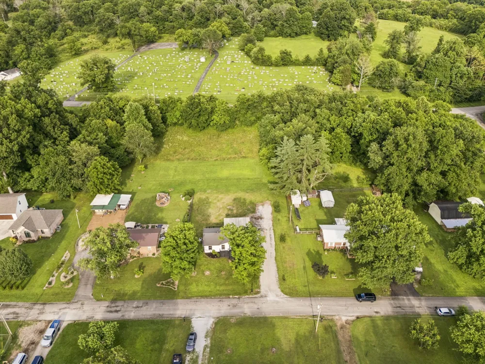 2632 Owens Dr Santa Fe, TN 38482