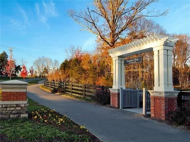 419 Waterbrook Dr Mount Juliet, TN 37122