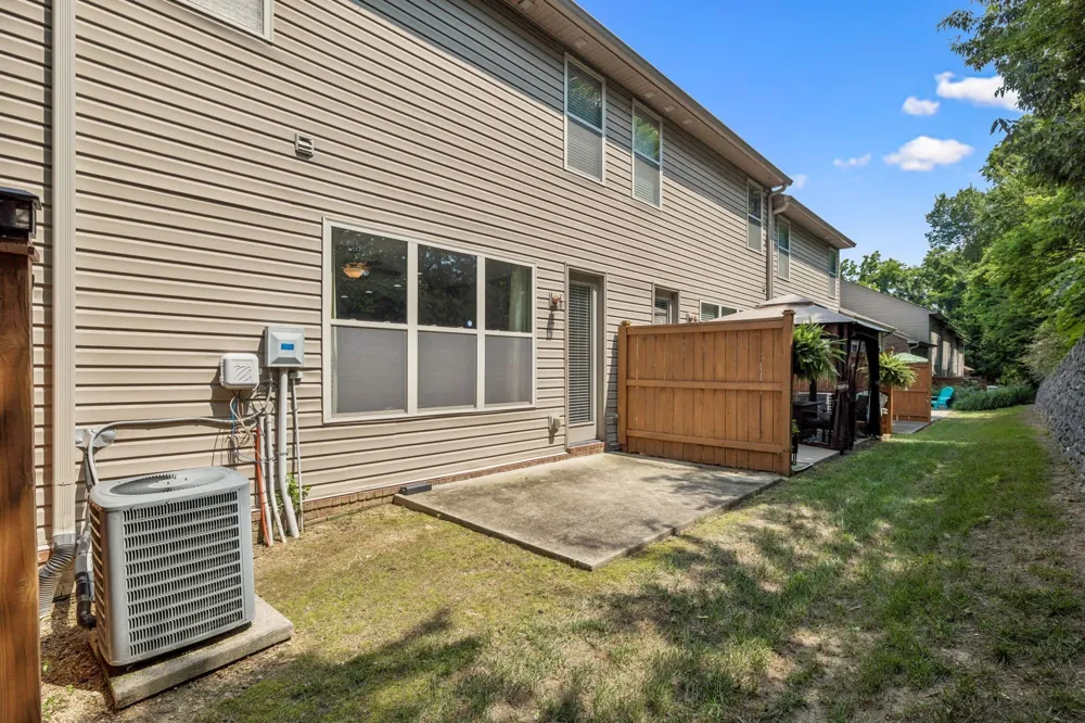 419 Waterbrook Dr Mount Juliet, TN 37122