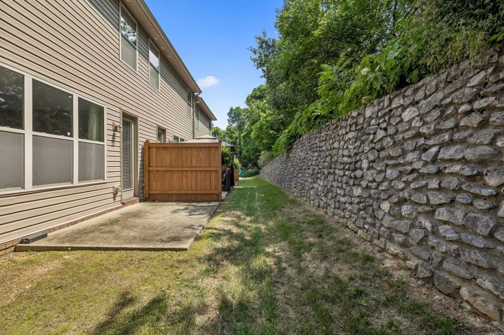 419 Waterbrook Dr Mount Juliet, TN 37122