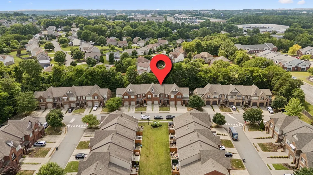 419 Waterbrook Dr Mount Juliet, TN 37122