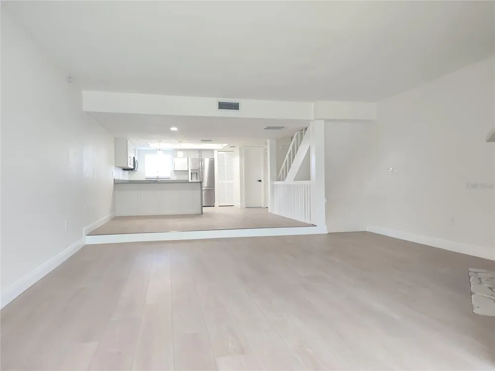 255 CAPRI CIRCLE #36 Treasure Island, FL 33706