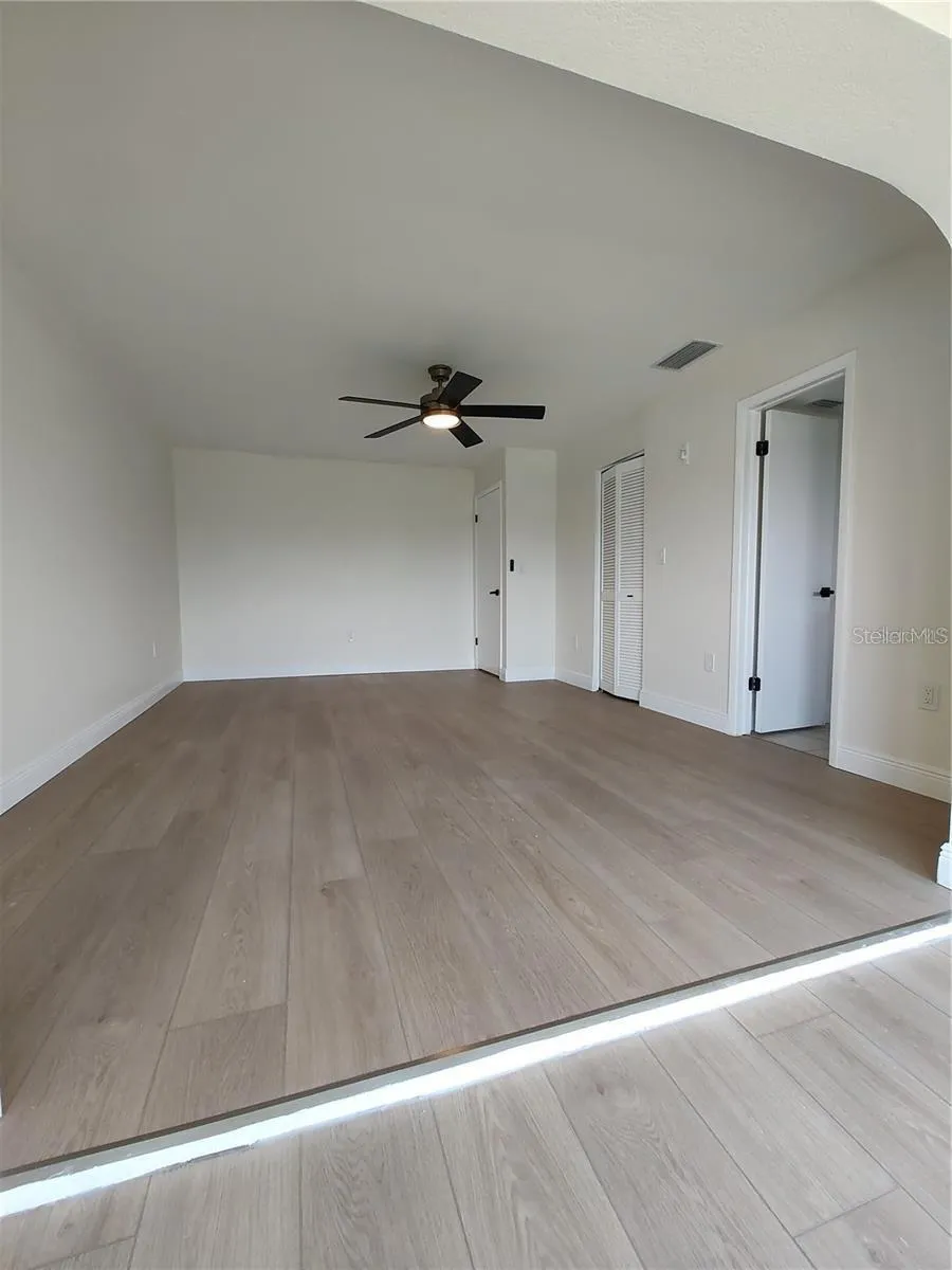 255 CAPRI CIRCLE #36 Treasure Island, FL 33706