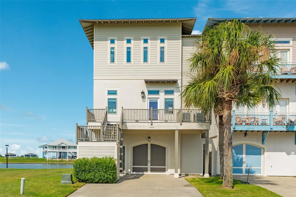 1406 17th Street Port Bolivar, TX 77650